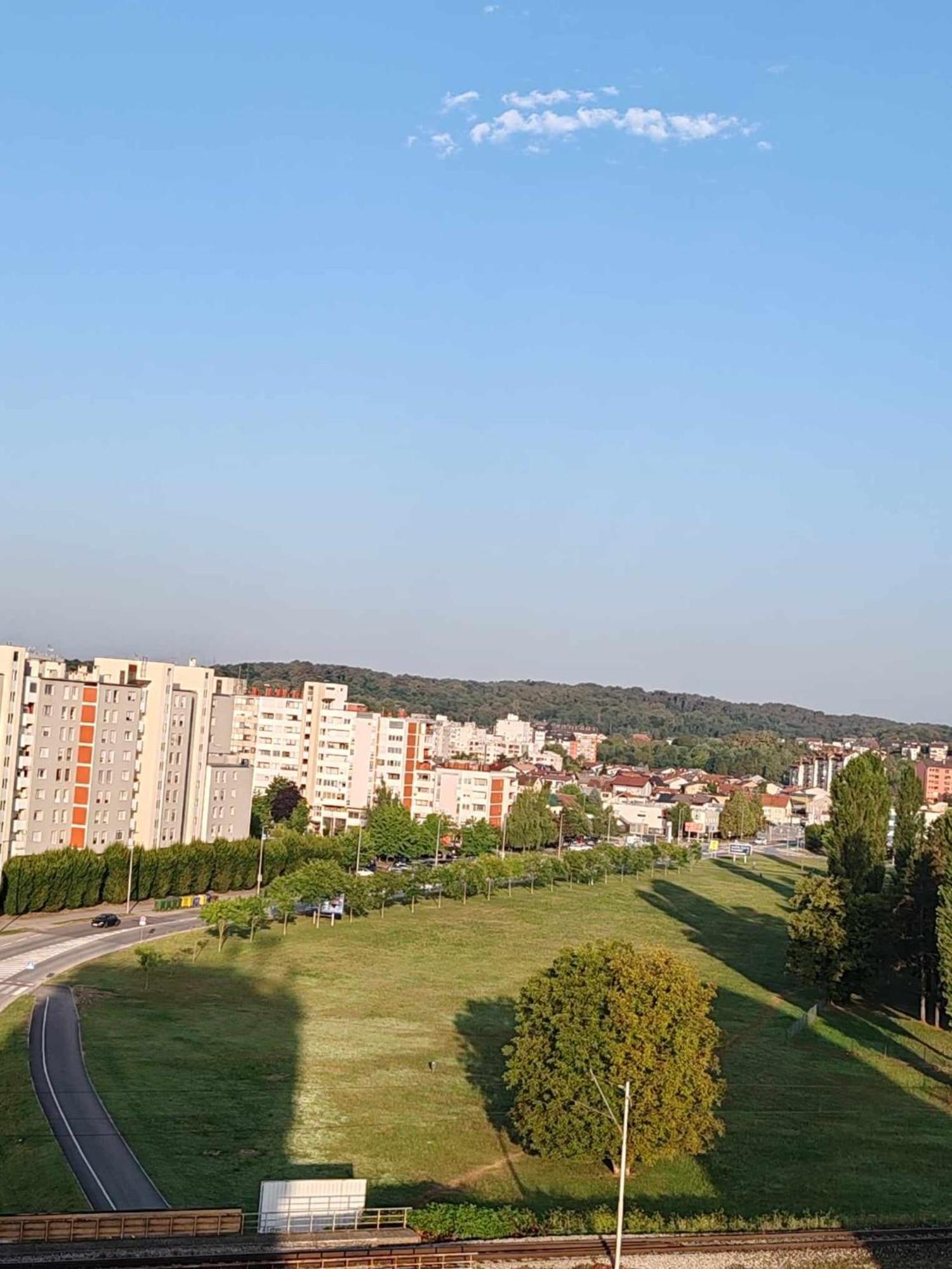 Tina Apartment Karlovac Exterior photo